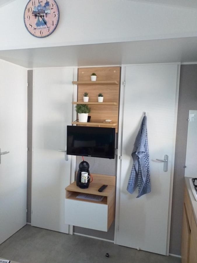 Mhvacances Louent Plusieurs Mobilhomes Dans Camping 4 Etoiles A 200M De La Plage Et Cure Thermale Canet-en-Roussillon Exterior photo